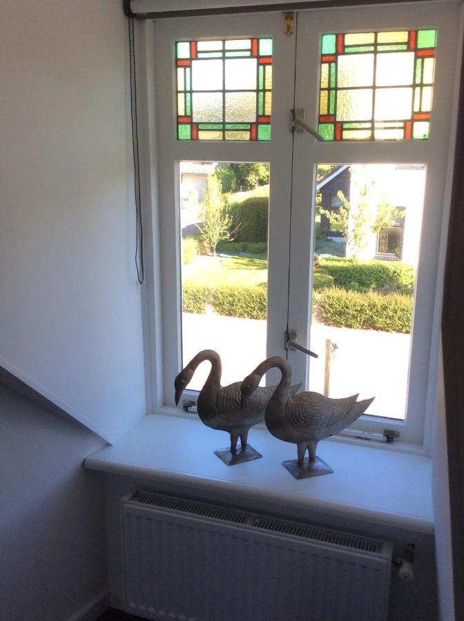 De Bloemenhof Bed & Breakfast Ouddorp Exterior photo